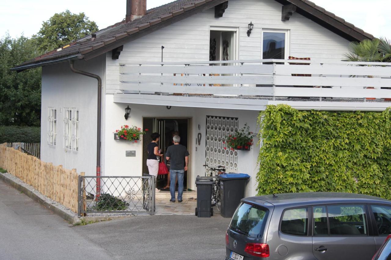 Ferienwohnung Das Inge Die Oberne In Bernau Bernau am Chiemsee Exteriér fotografie